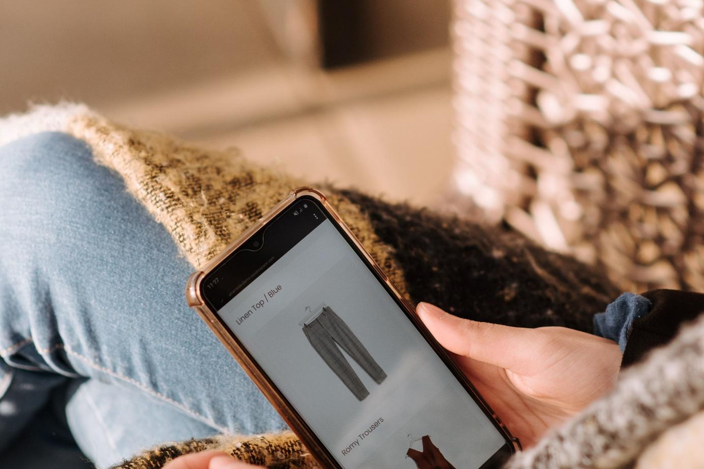 https://no.cardveritas.com/Prepaid card for discreet purchases: your everyday ally